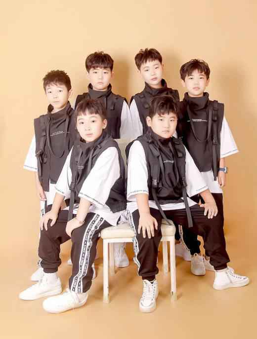 龙子东升歌莱美娱乐哆唻咪组合正式发布新歌小魔王