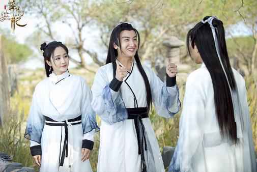 《莽荒纪》发布牛骏峰特辑 呆萌助攻刘恺威王鸥感情之路