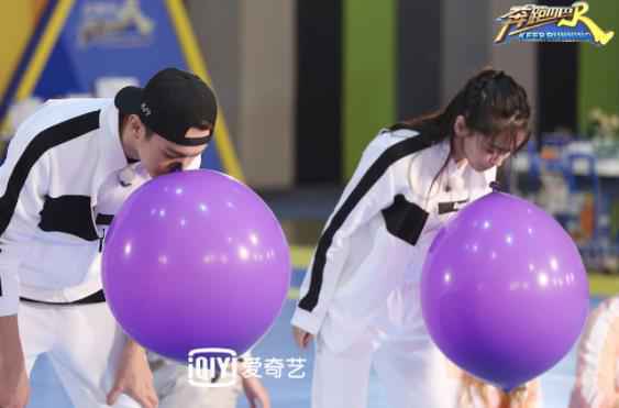 爱奇艺《奔跑吧》官鸿许凯撞脸同框 跑男团真实身高大揭秘