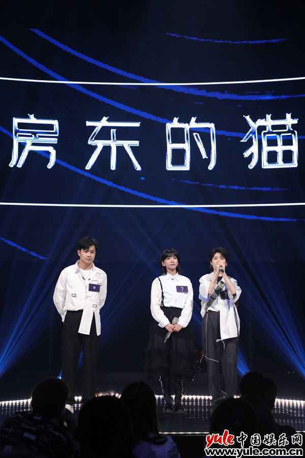 余佳运房东的猫实力同台 《谁是宝藏歌手》首现双揭名