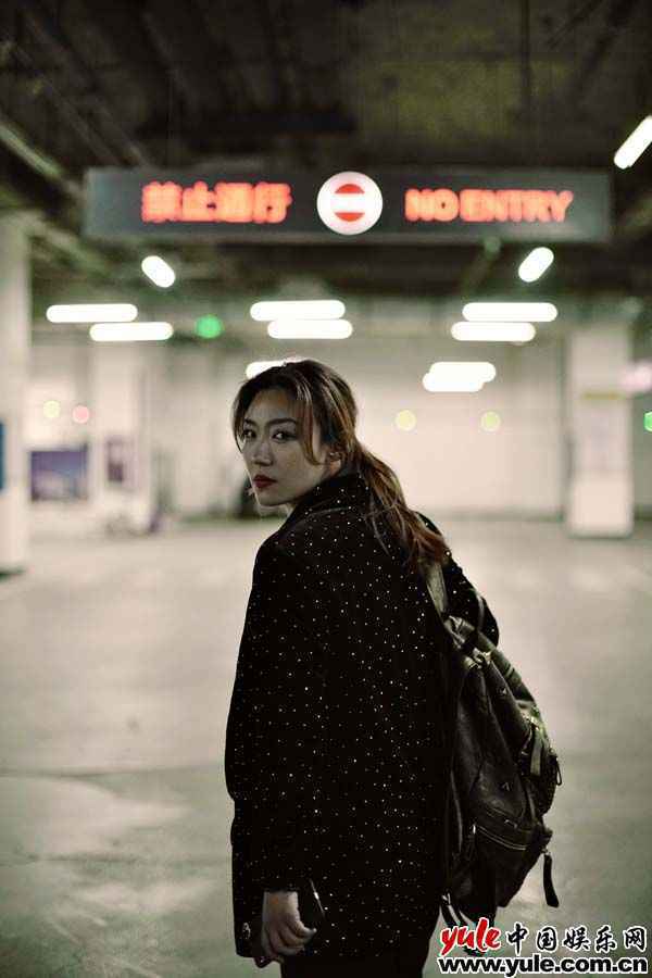 刘郡格翻唱谢霆锋经典歌曲《281公里》 诉说感嗓音诠释爱情苦涩