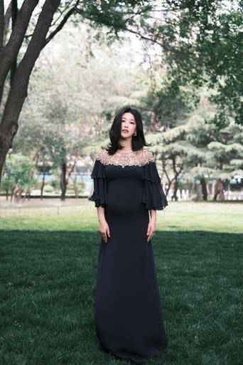 国际影后刘嘉玲、演员朱珠齐聚缦合·北京，缦园大秀星光熠熠