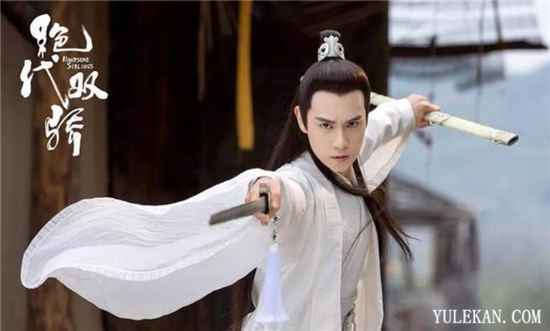 哪些电视剧是最适合春节宅在家追的？