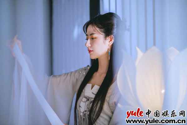 李宇琪个人首张EP《女儿郎》即将上线！