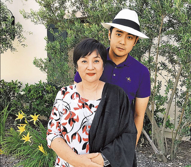 谢贤前妻甄珍脑出血做开颅手术 儿子贴身照顾