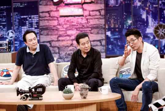 《群演公社》定档6月23日 唐国强、林永健加盟观察团