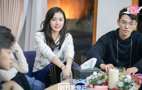 《喜欢你我也是》张绍刚在线点名于朦胧答题 朱星杰自曝情伤往事