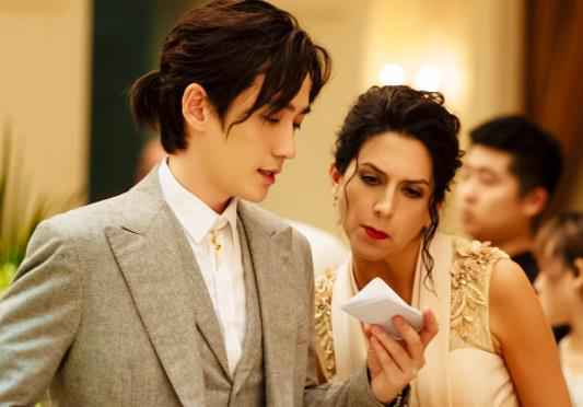 朱一龙《我的真朋友》井然回国买房 母子亲密互动解锁新称呼