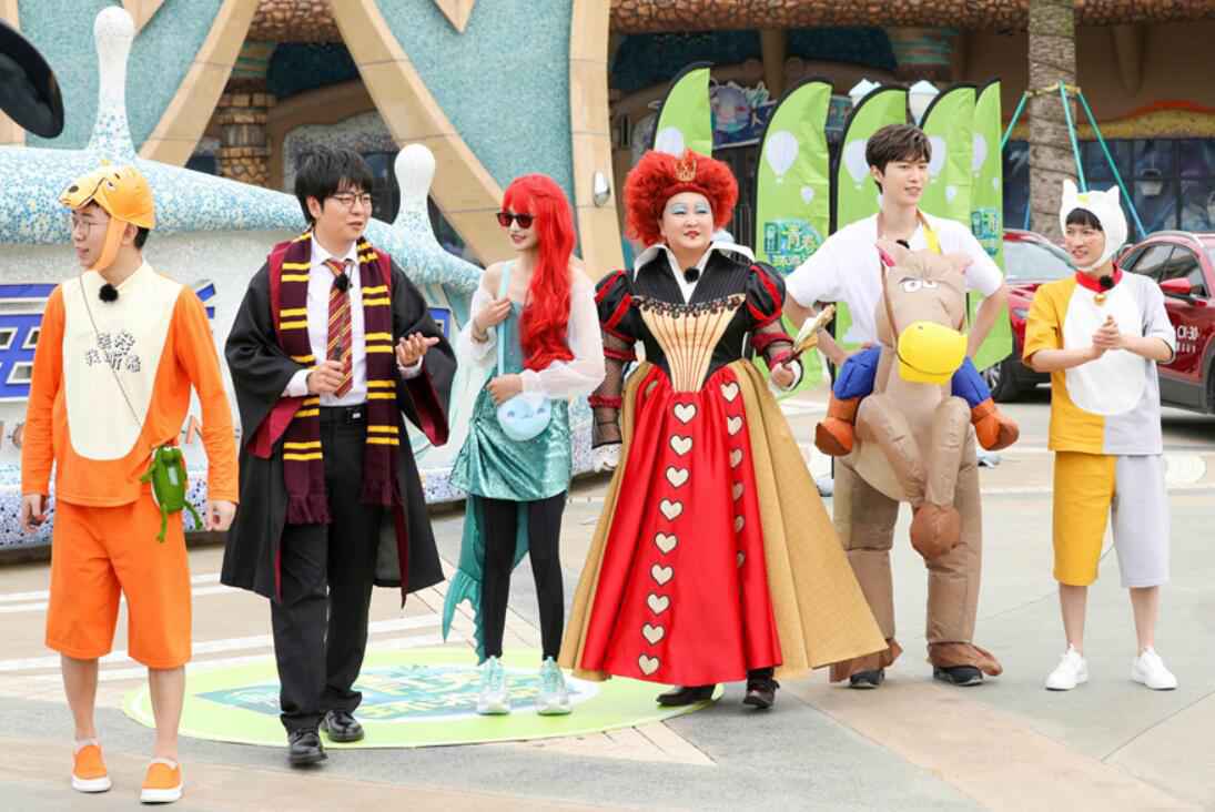 《青春环游记2》强势占领多平台热搜榜单 吴彤帮贾玲邀请刘德华获网友热议