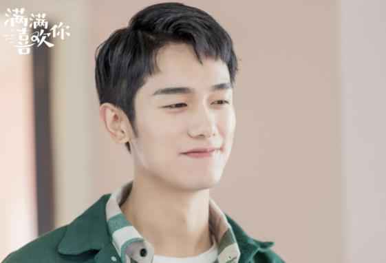 《满满喜欢你》满屏粉红 医学生撒糖方式甜过卡坦精