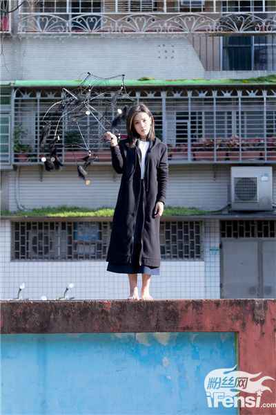 李佳薇《鍊爱》MV首度尝试戏剧演出