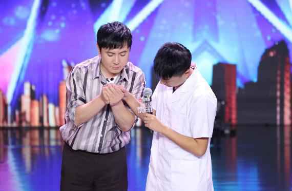 沈腾《中国达人秀》互动看点多 精彩点评引观众笑泪齐飞