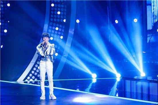 周深加盟综艺展现个人魅力 身体力行传播千年长城文化