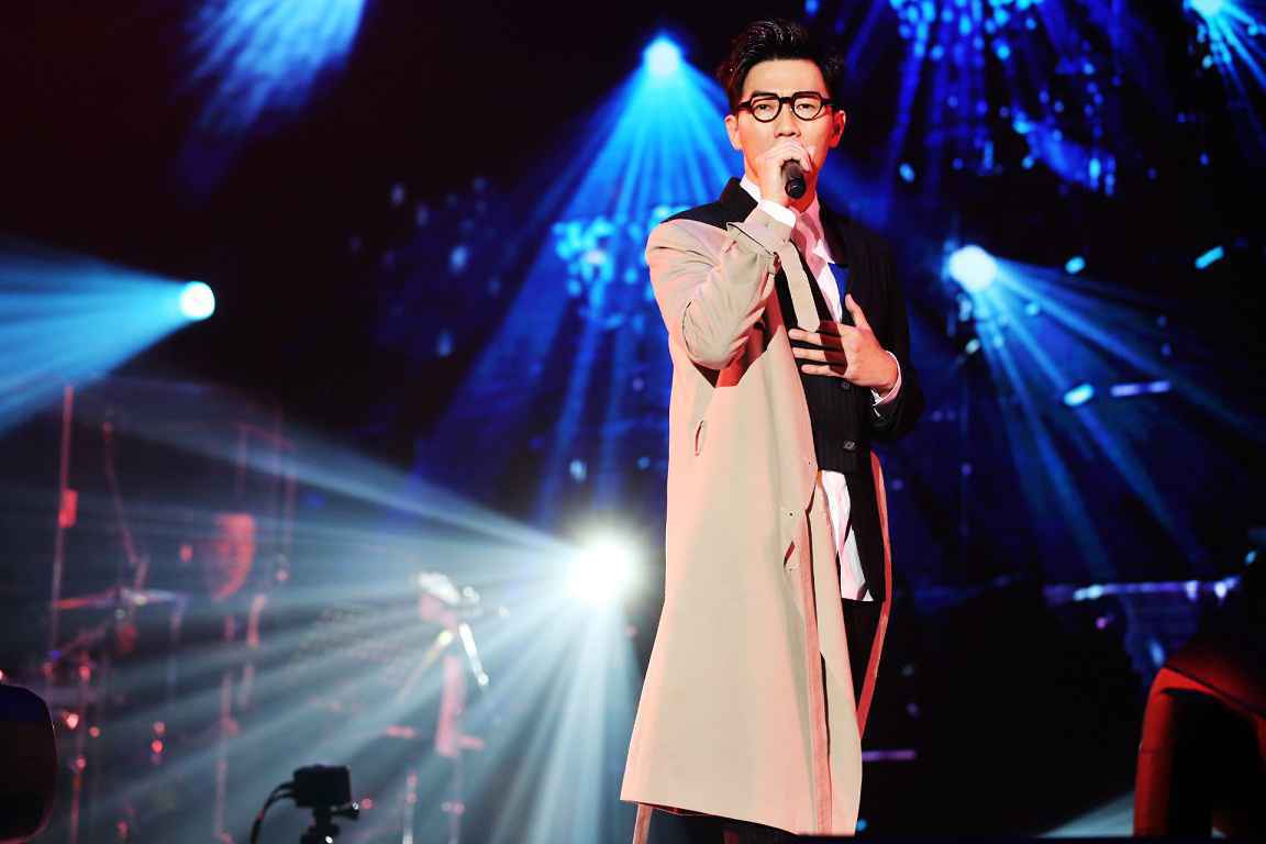 品冠杭州演唱会圆满落幕黄嘉千惊喜助阵