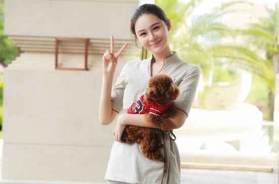 《我爱你这是最好的安排》开播，橙系少女来袭