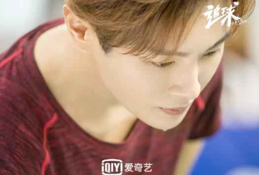 《追球》全员cp!李汶翰“柠檬精”附体 张智尧阿拉蕾雨中飙戏演技爆发