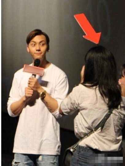 如何吸引陈伟霆的注意？跟这位女皇学习