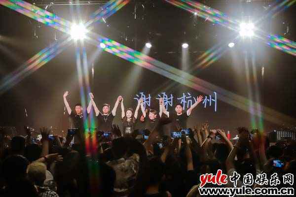 《当我们再一起》巡演完美收官，丁当感性总结“老友重聚、新友相识”