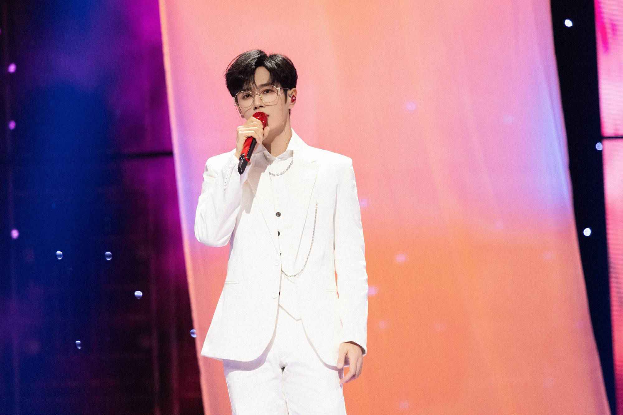 《金曲青春》完美收官 李汶翰获“最受欢迎家族担当”