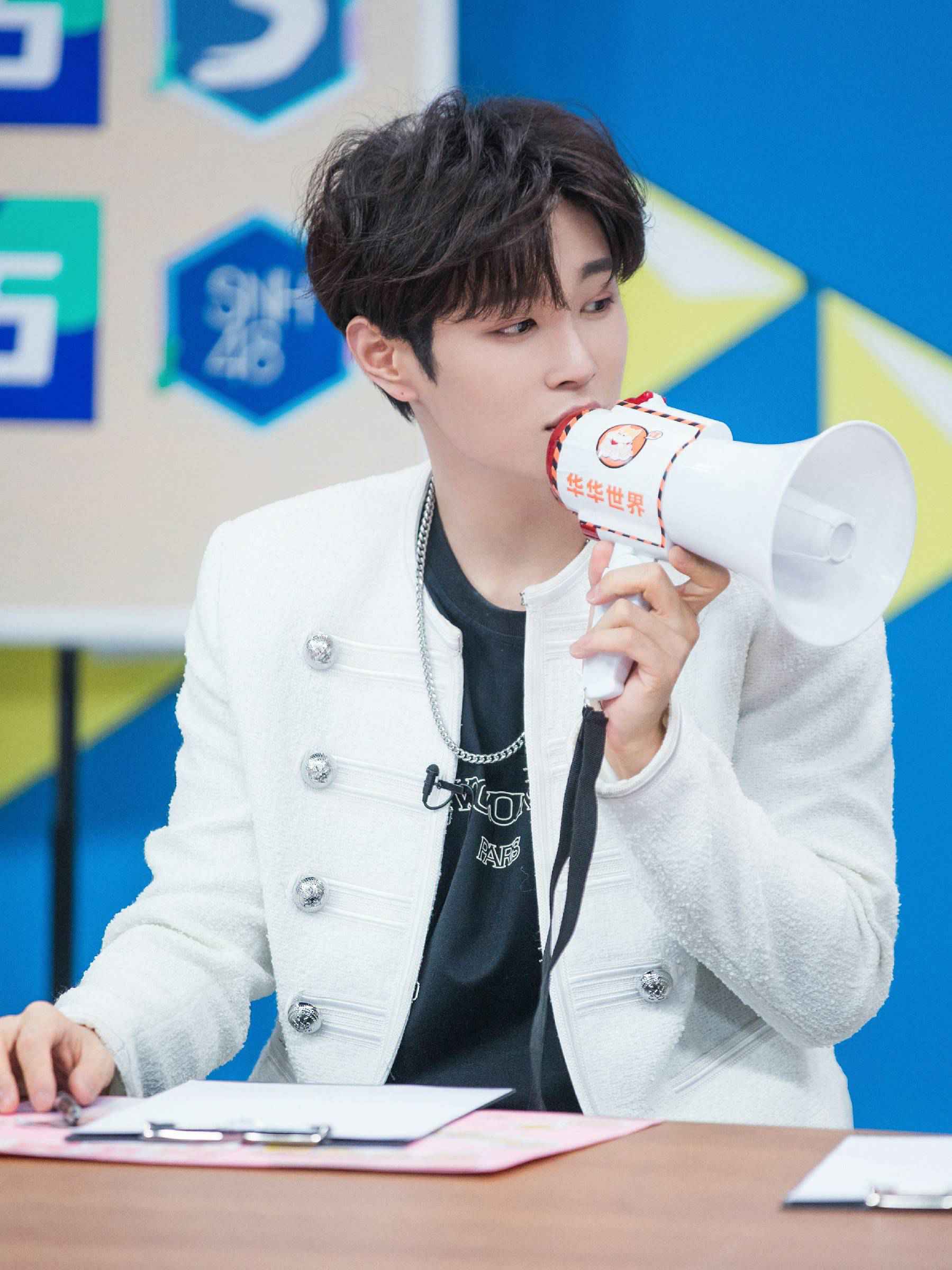 《金曲青春》完美收官 李汶翰获“最受欢迎家族担当”