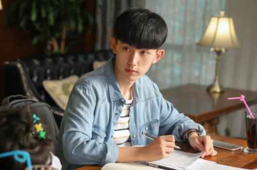 青春欠我一个钱三一!《少年派》热播 郭俊辰完美演绎全能学霸