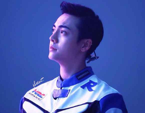 陈伟霆他的眼神里有千万日月星辰(组图)