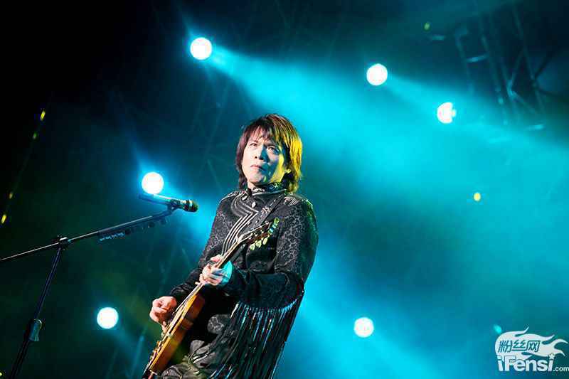 伍佰 China Blue 4举办国语经典专场