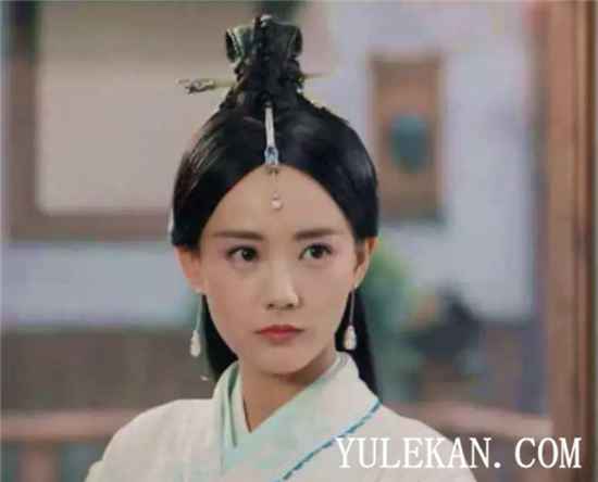 丁宁为什么不愿意告诉长孙浅雪真实身份？