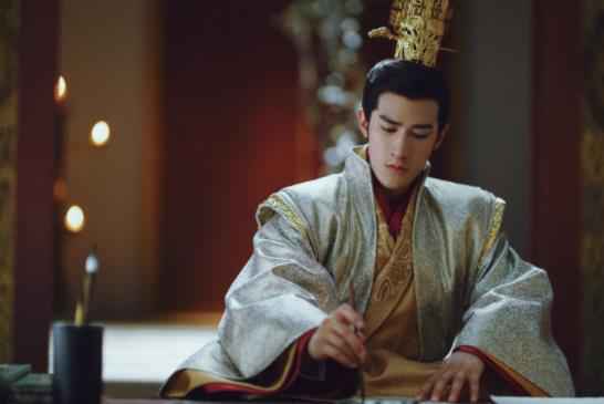 李治廷《白发》收官 无忧热血家国与真情终得圆满