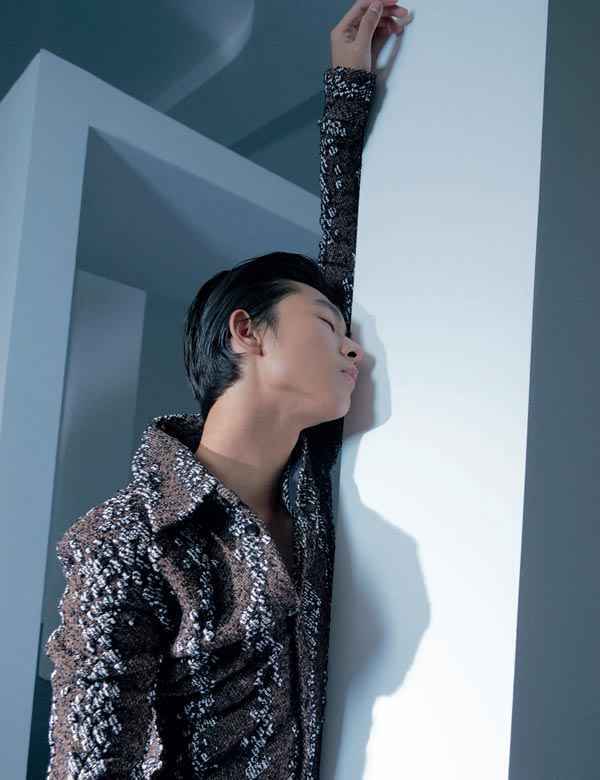 张宥浩 | 该拍戏拍戏,该瘫着瘫着