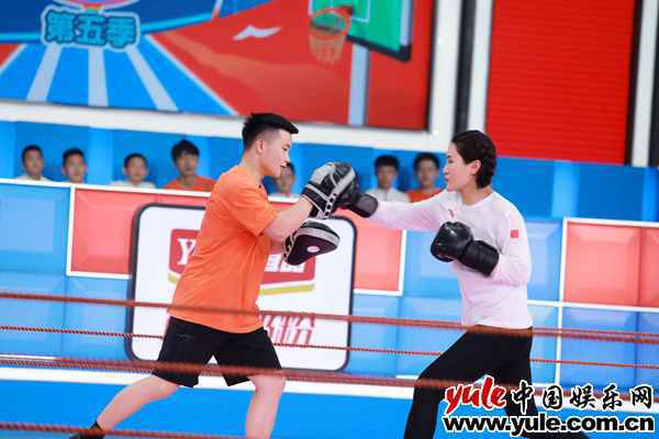 《运动不一样5》擂坛三冠王窦丹重拳出击，S级突围赛火药味十足