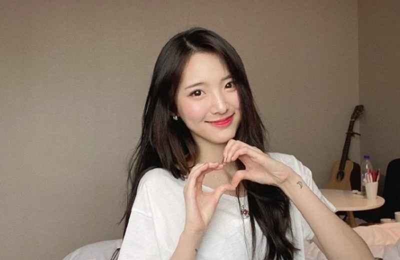 《创造营2020》选手撞脸杨幂，还是位来自俄罗斯的美女