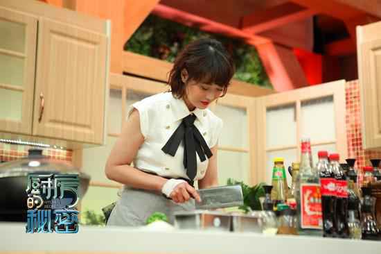 视帝林保怡首曝豪宅 足不出户可跳广场舞