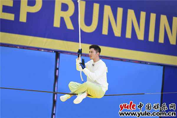 李晨 《奔跑吧9》探索“欲望口袋”中的秘密,“点石成金”揭示人生哲理引共鸣