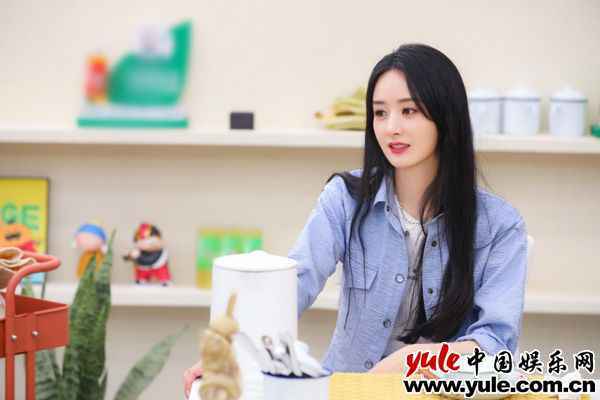 《拜托了冰箱》轰趴季精彩开播 赵丽颖吴磊化身首期飞行体验官