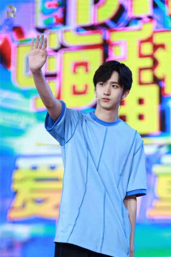 酷狗开售赵让首张专辑《R.A.N.G》,诠释出道以来的成长蜕变