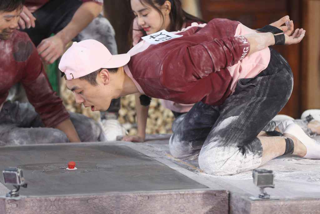 朱亚文《奔跑吧》限时救援 看脑力支配者能否达