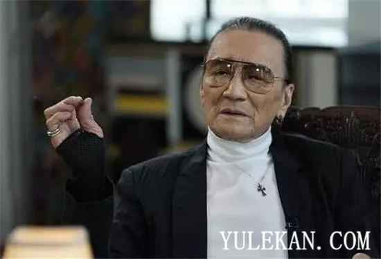 谢贤与友人爬山破去世谣言 谢贤与小女友复合是真是假？