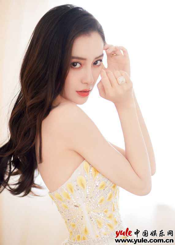 《心动的信号4》开播 Angelababy化身心动侦探解读心动讯息