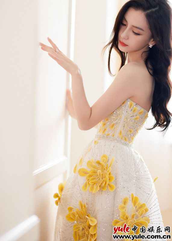 《心动的信号4》开播 Angelababy化身心动侦探解读心动讯息