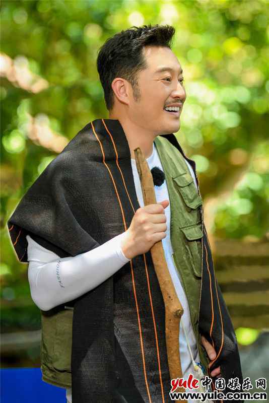 沙溢 《奔跑吧9》开启“粮食保卫战”,智慧与力量展开较量