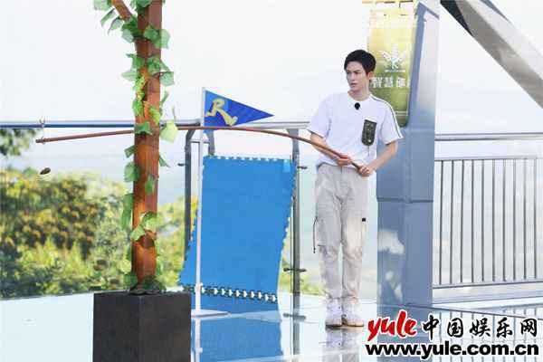 张哲瀚 《奔跑吧9》开启“粮食保卫战”,智慧与力量展开较量