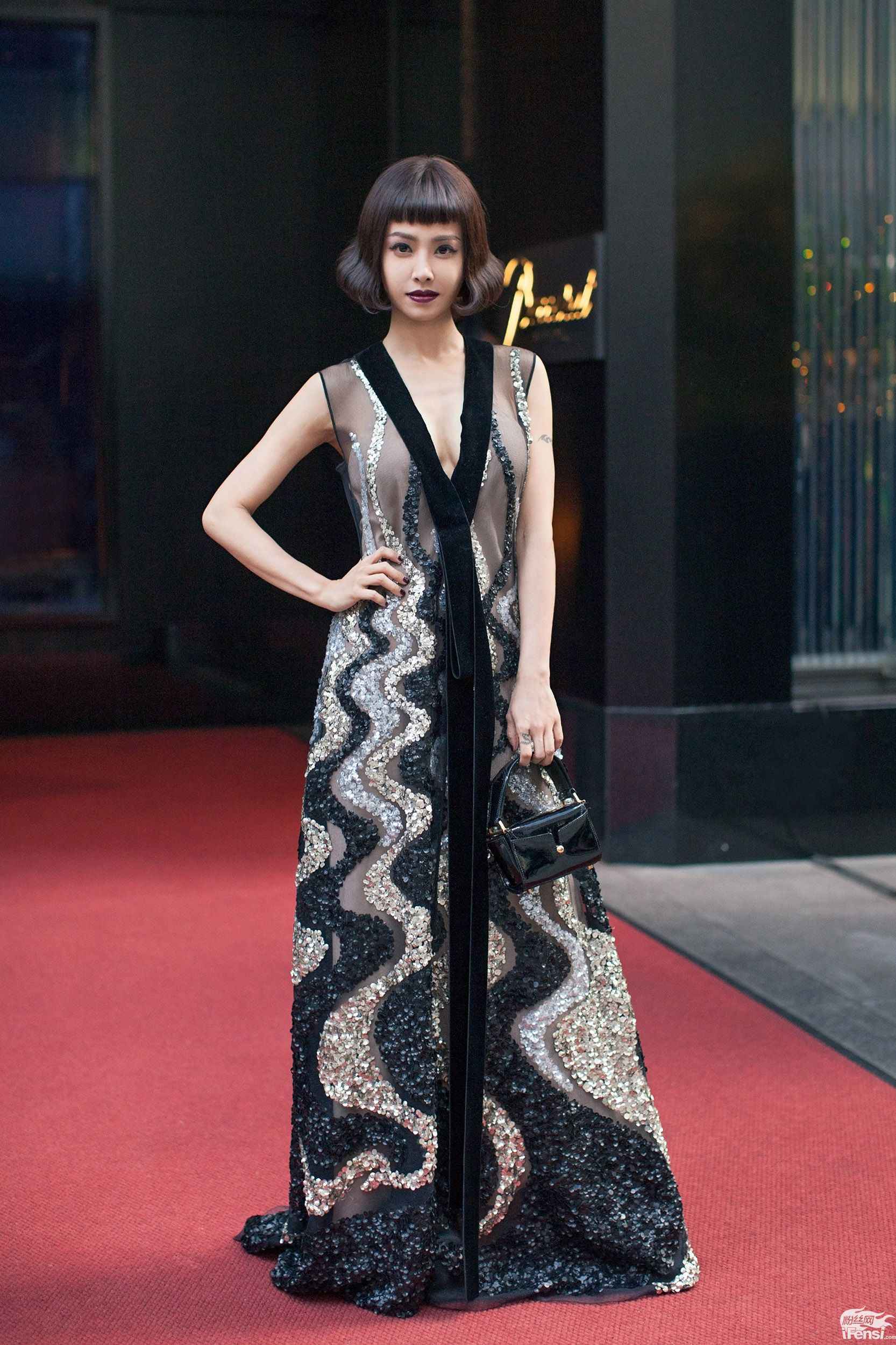 蔡依林时尚大满贯 赴2017秋冬米兰时装周