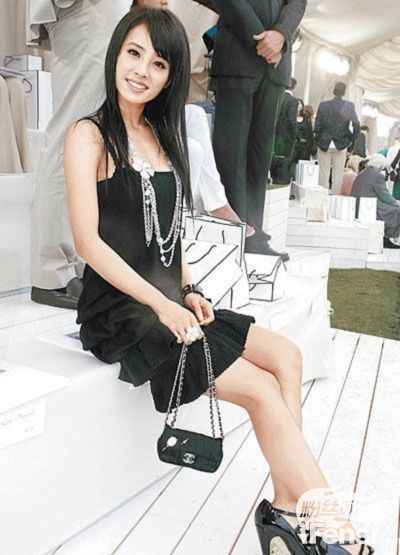 蔡依林时尚大满贯 赴2017秋冬米兰时装周