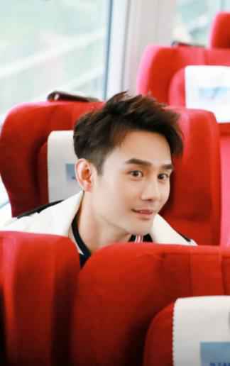 《青春环游记》启航南京“赶考” 王凯“神解读”美人鱼超有梗