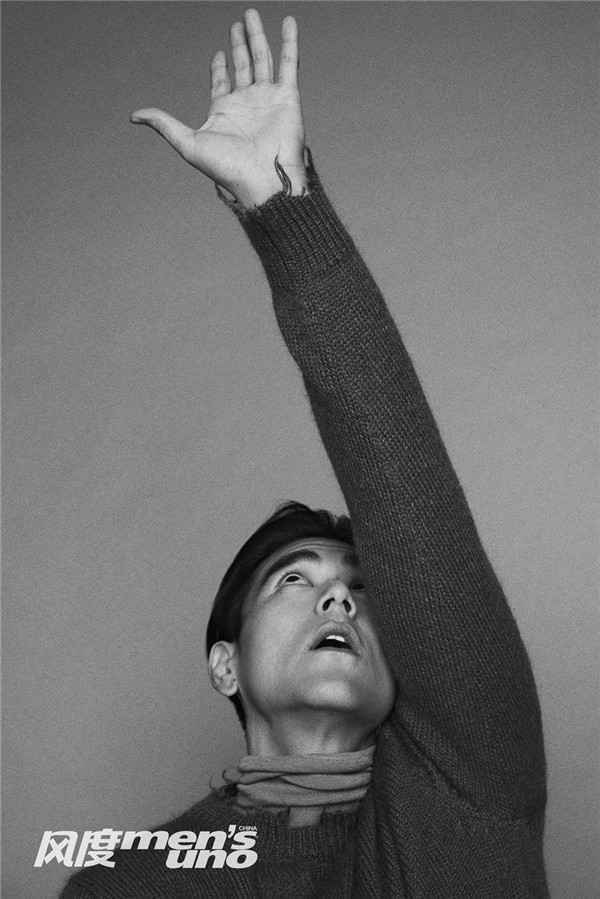 彭于晏迷之角度依然帅 上演“全身杀”