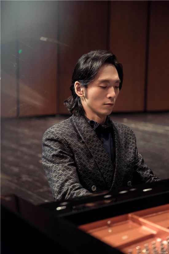 吴牧野创哈尔滨钢琴独奏最高上座率