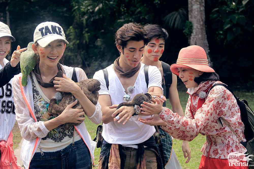 李治廷告别《花样姐姐》 诠释全能偶像