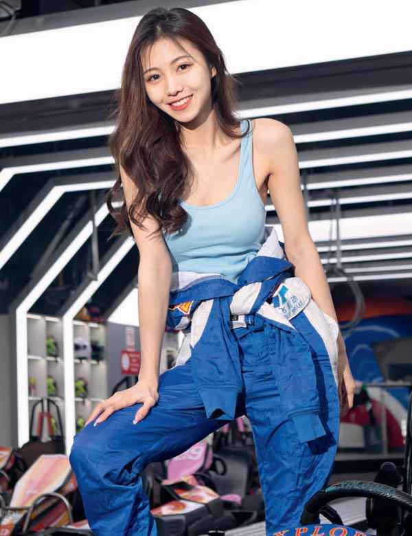 当姑娘爱上开车