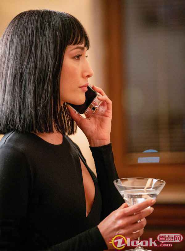 皮克斯新动画《青春变形记》发预告 MaggieQ新片《门徒》发新剧照